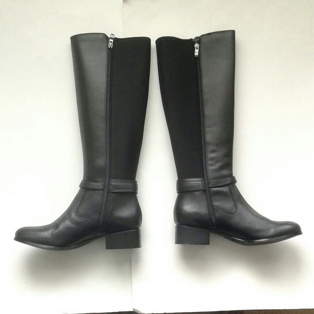 Leather buckle  black flat boots SOLD!!!!!! - Picture 4 of 8