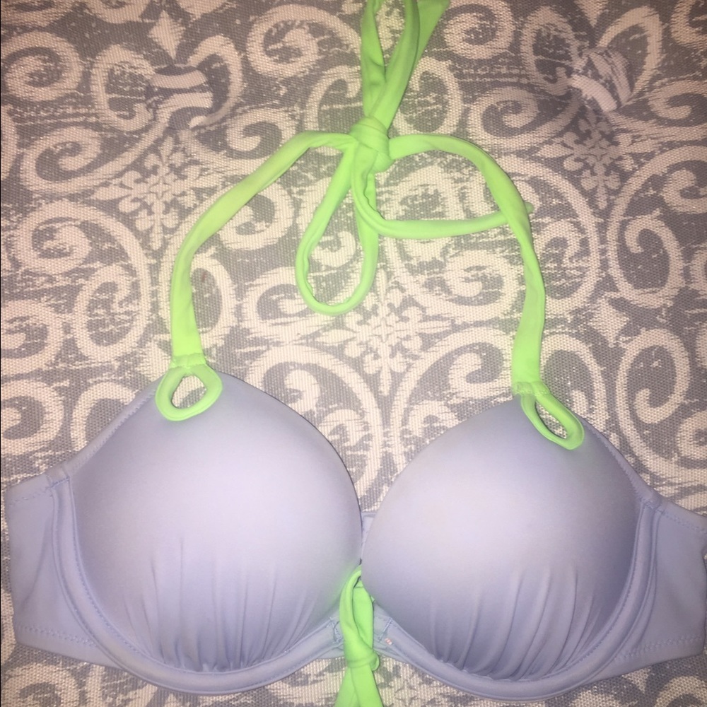 Victoria Secret Bikini Top 32A adds 2 cup sizes