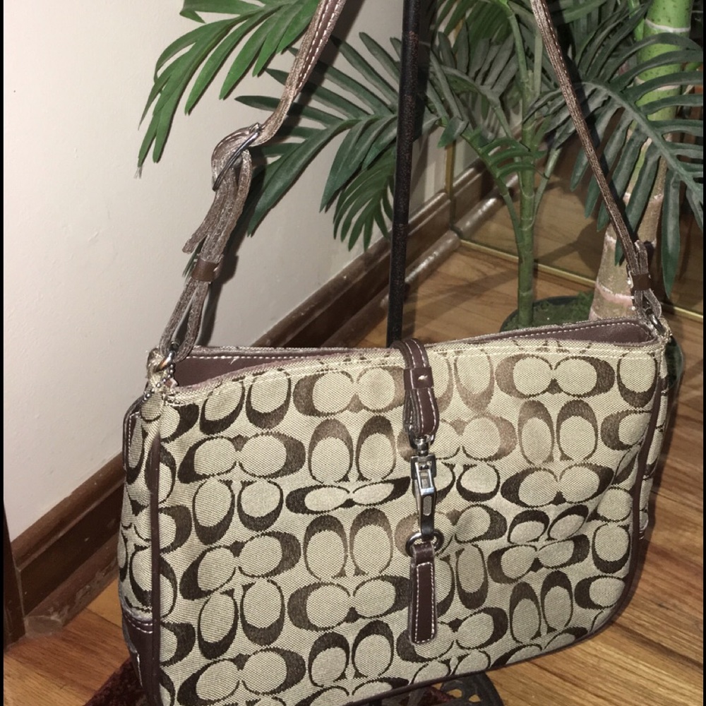 Authentic Coach Purse - Picture 4 of 5