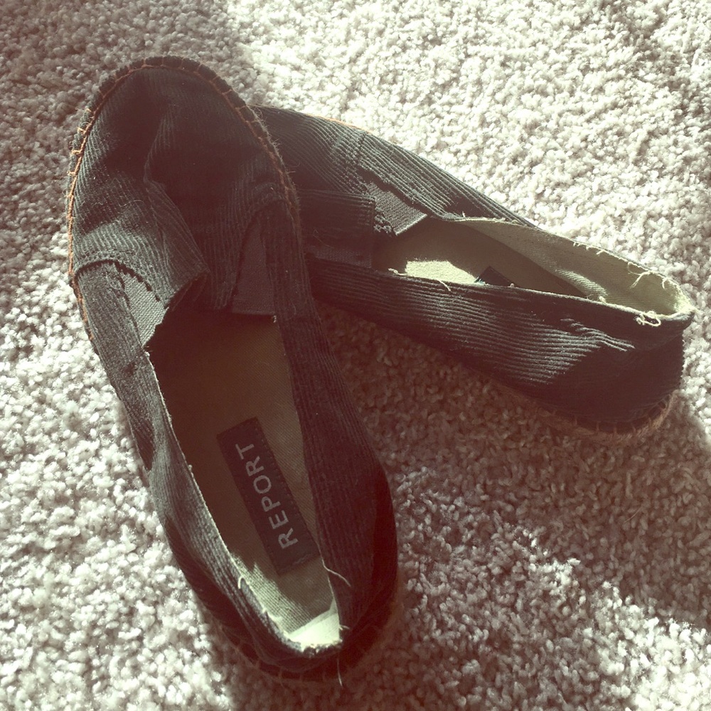 Report  flat slip on shoes