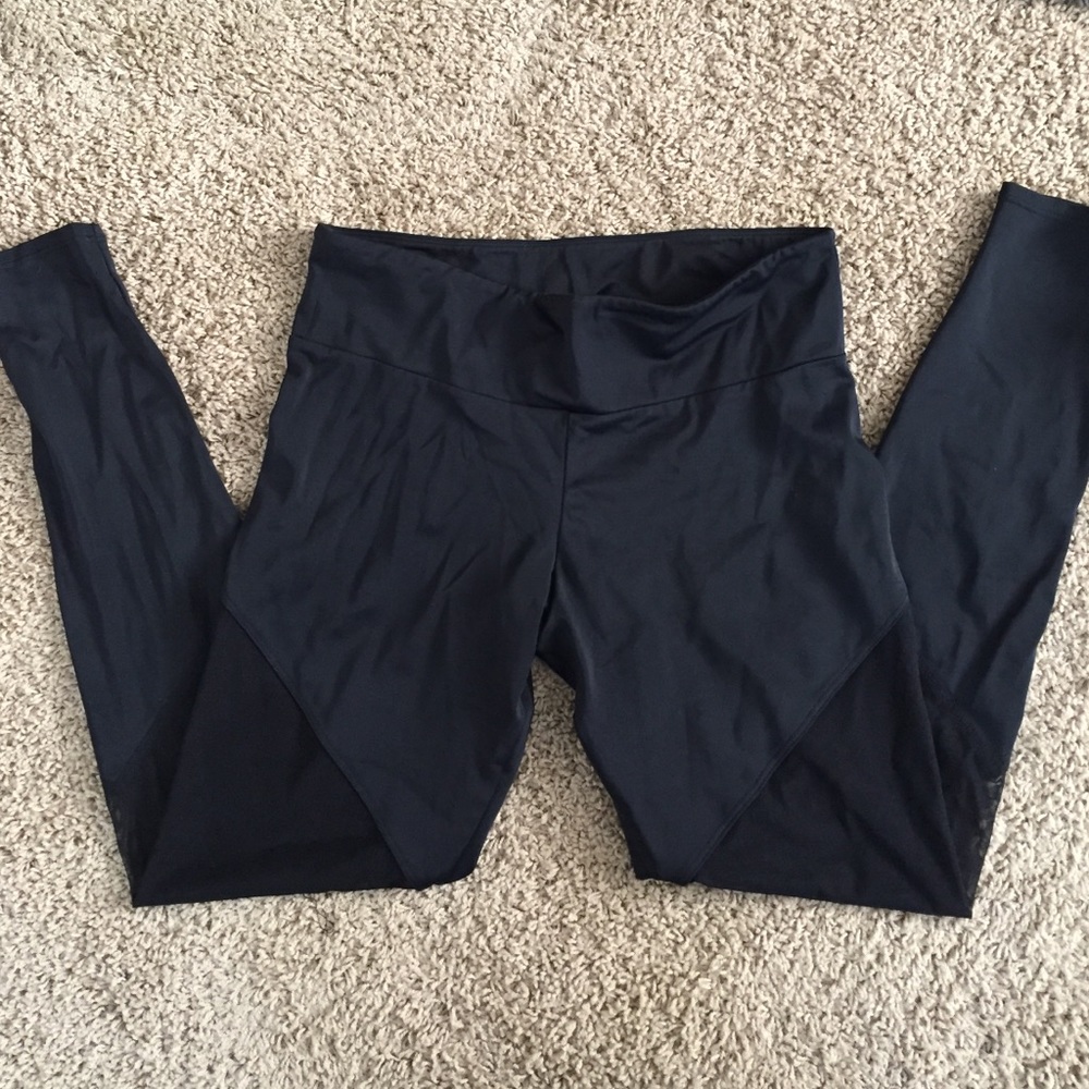 Mesh leggings