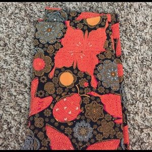 ***24 hour sale*** OS LuLaRoe *butterfly* Leggings