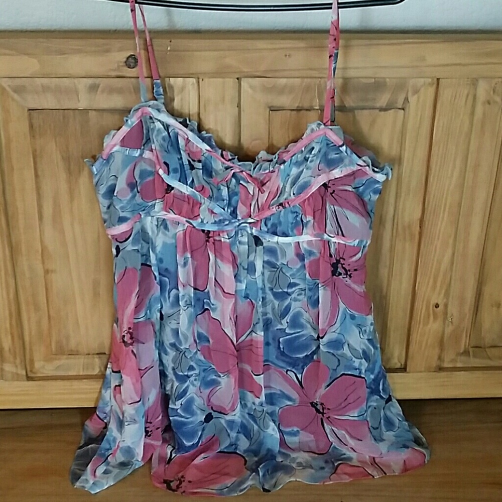 Silk INC International summer top BNWT