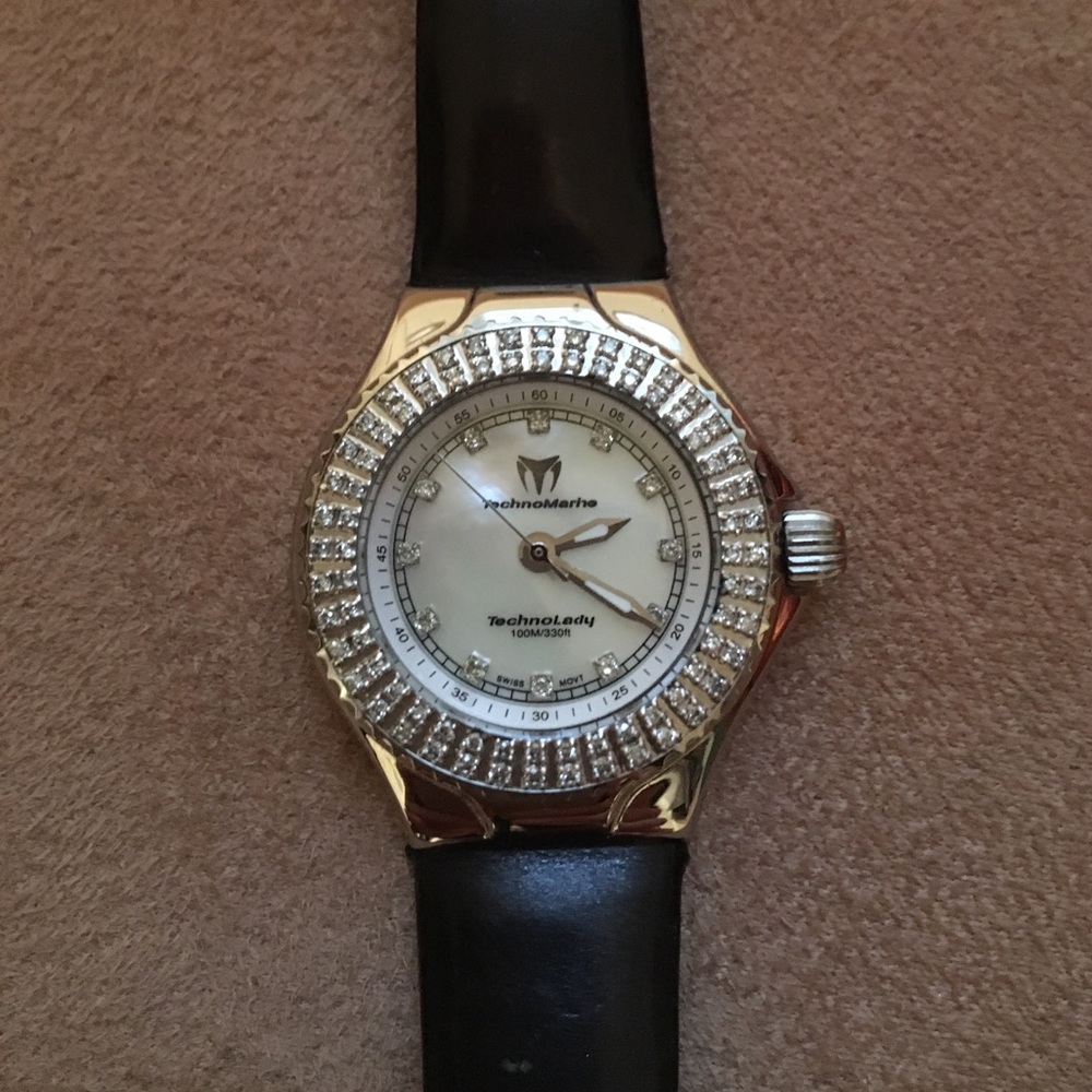 Women's Technomarine Diamond watch w/ 2 bands