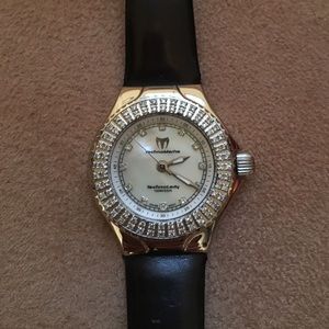 Women's Technomarine Diamond watch w/ 2 bands