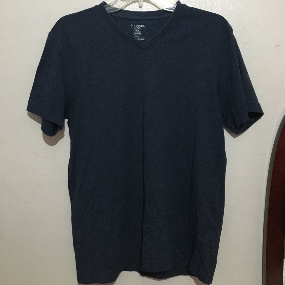 Navy vneck