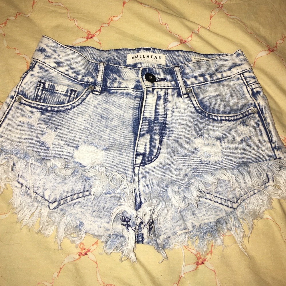 🚫SOLD🚫 Bullhead Acid Shorts