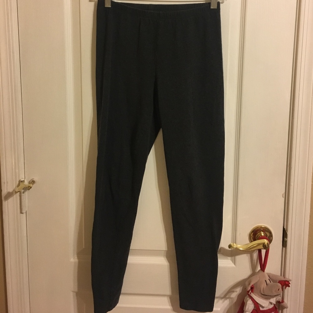 Grey leggings