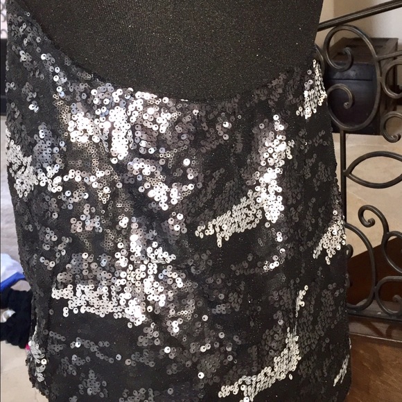 Sequin halter top - Picture 2 of 2