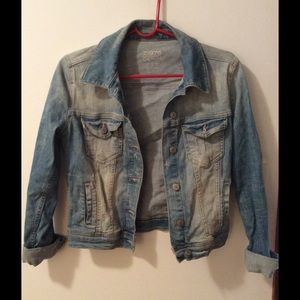 Fitted stretch denim jacket