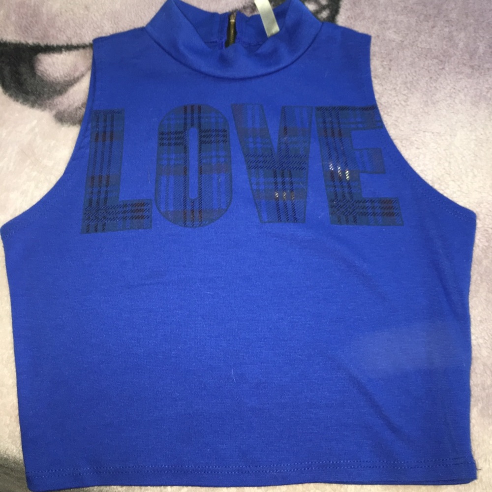 Turtleneck Crop top.