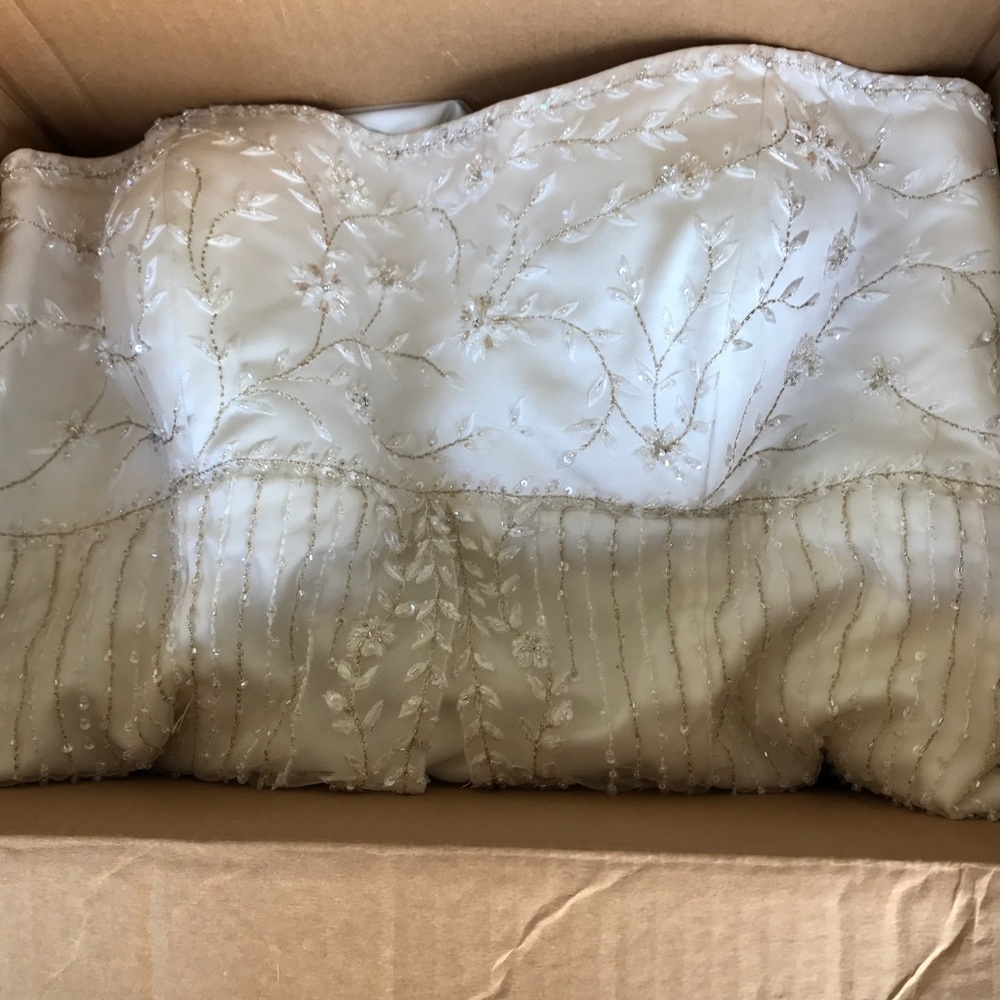Alfred Angelo Wedding Dress