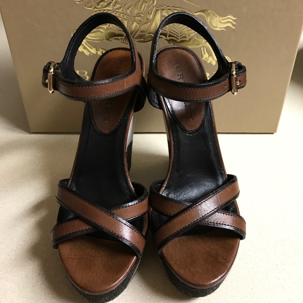 Burberry wedges