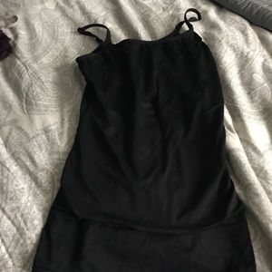 Slimming compression tank