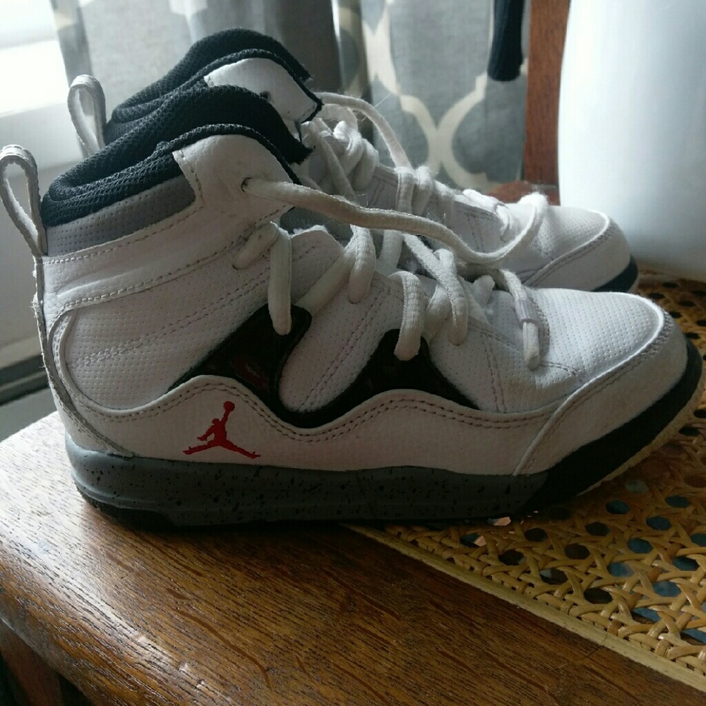 Boys 12 c Jordan's