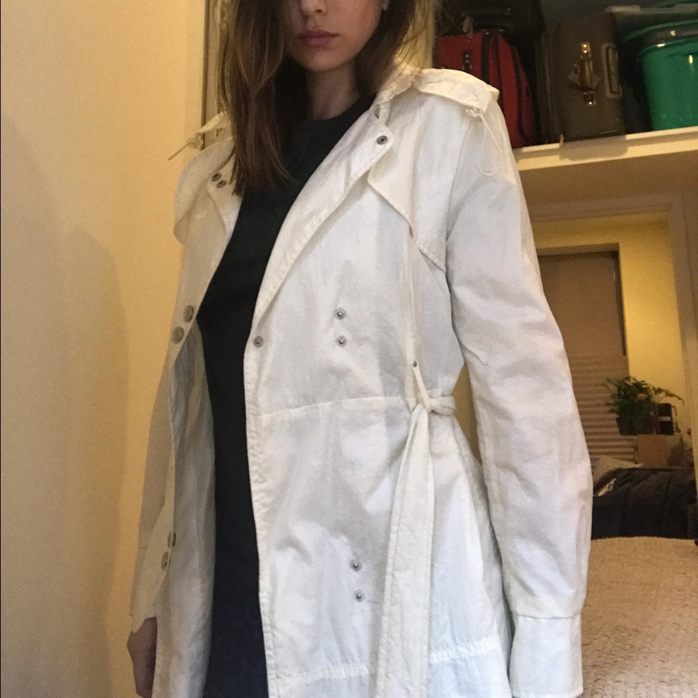 White Raincoat ☔️