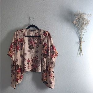 Brandy Melville kimono NWOT