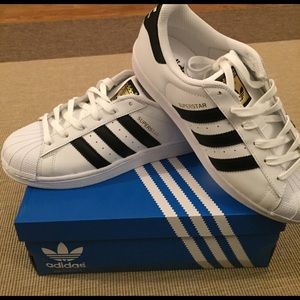 Women's Adidas Superstar