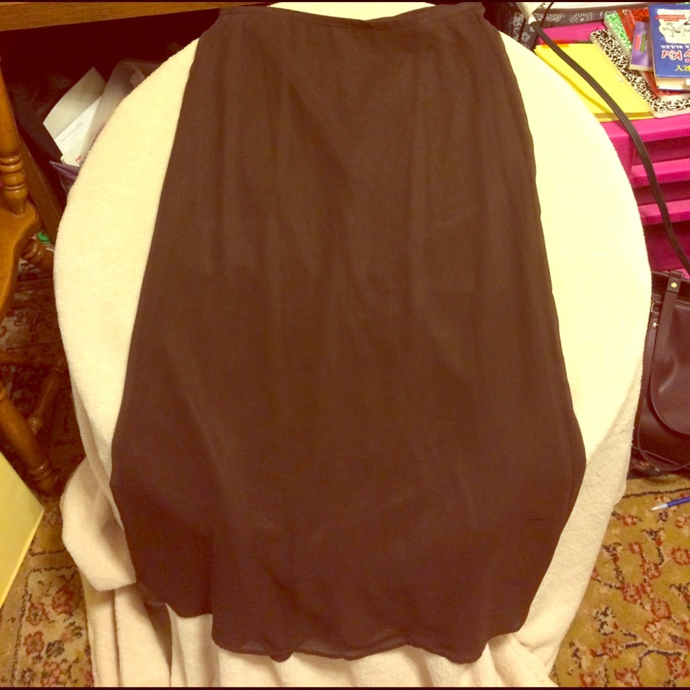 Brown maxi skirt, size 9/10, GUC
