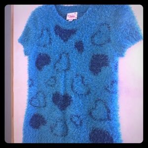 Justice girls size 7 warm, fuzzy and soft sweater.