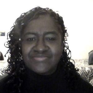 Meet your Posher, Evelyn