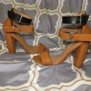 Color-blocked Block Heels