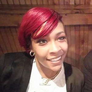 Meet your Posher, Felicia