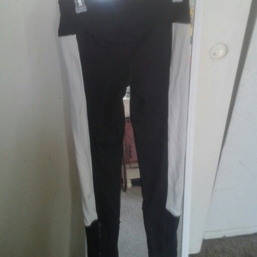 Victoria's Secret Sport Ultimate Knockout Legging