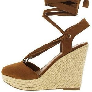Tie up wedges