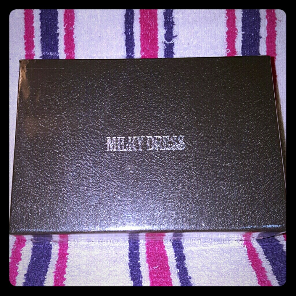 Milky Dress - Black Luster Mask