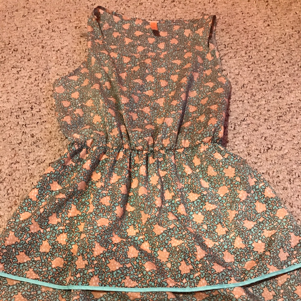 Sold 🔴Mid length dress SOLD🔴