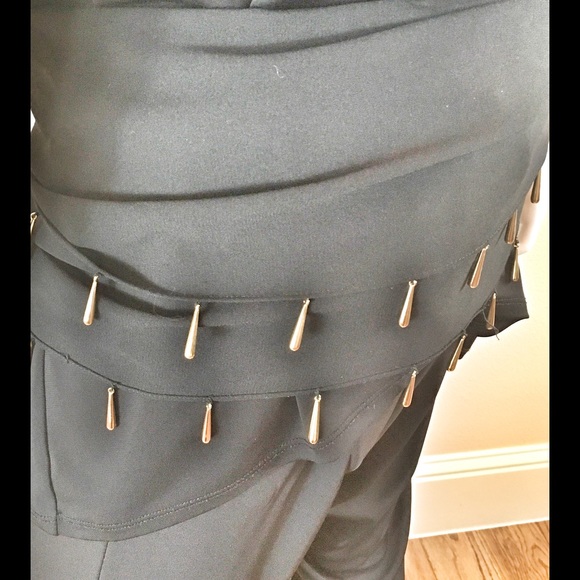 Versatile Scarf - Picture 4 of 4