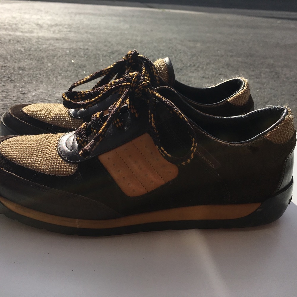 Louis Vuitton Sneakers Size 6.5