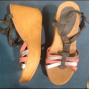 New Coolway wedge sandals size 37 (US 6.5-7)