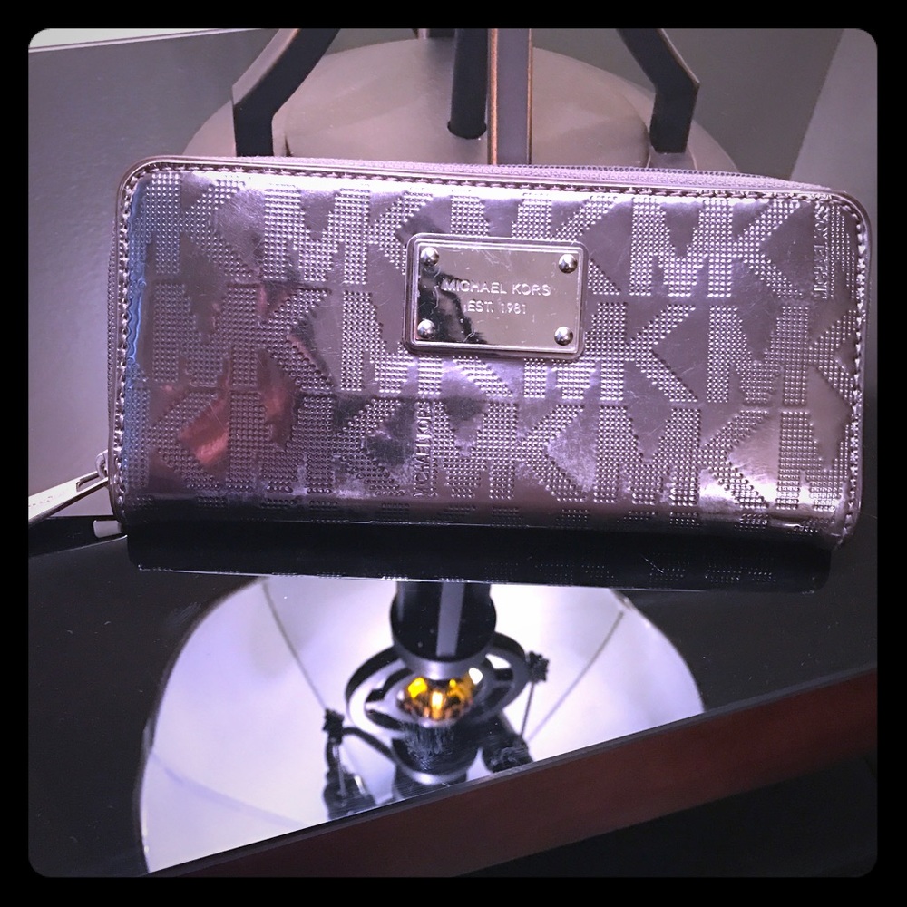 Michael Kors wallet
