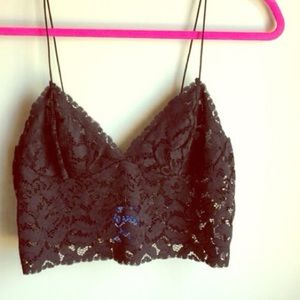 ❌Traded❌Black lace cropped cami. Sz M