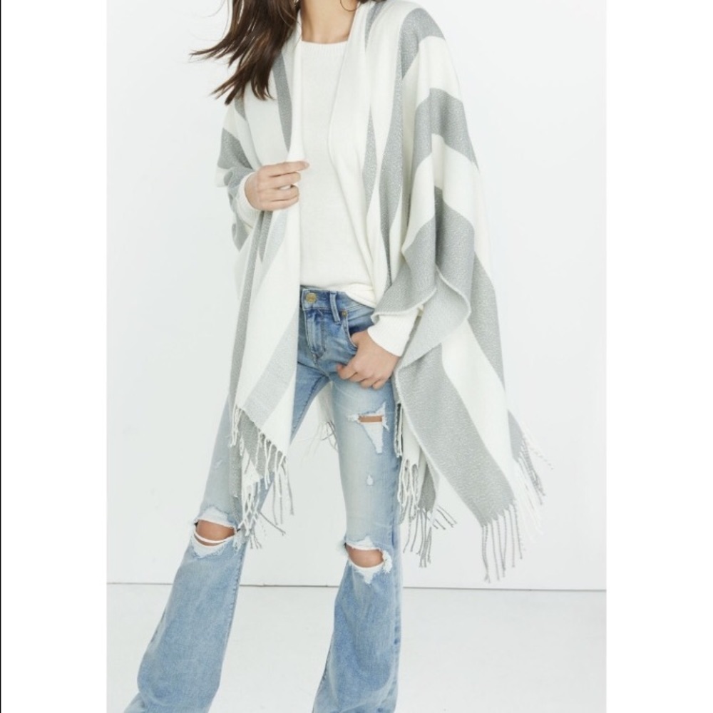Express-(NWT): Striped Fringed Poncho