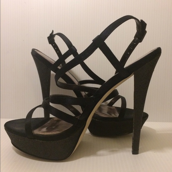 NINE WEST Shoes with a touch of sparkle! - Picture 7 of 8