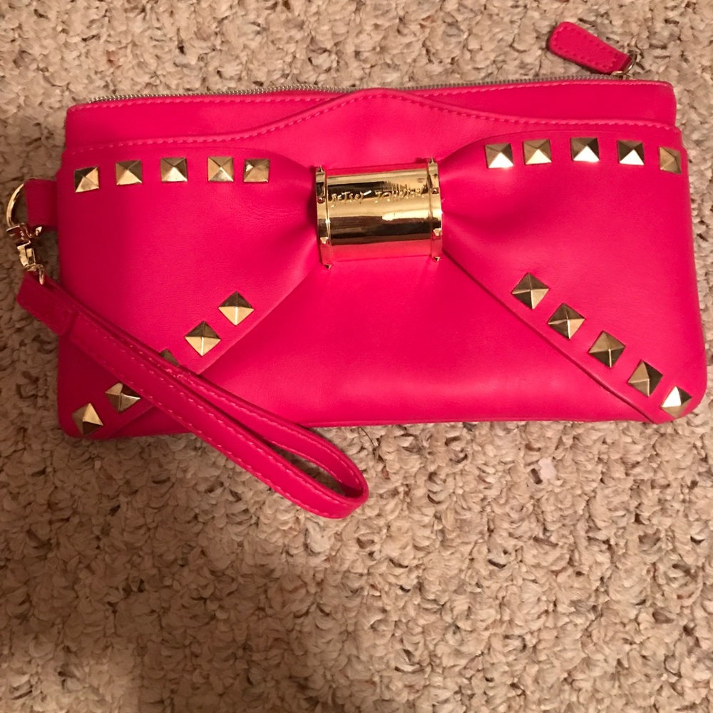 Super cute betsy Johnson wristlet