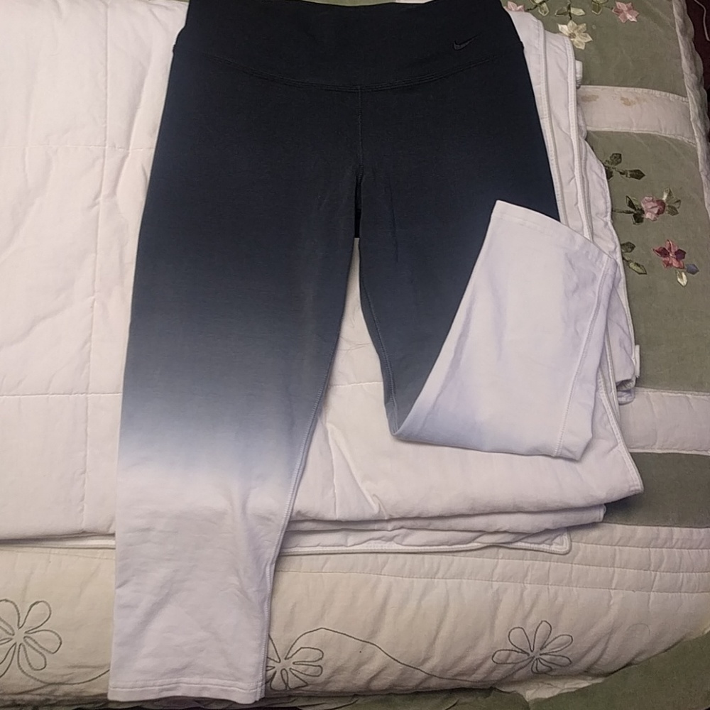 Nike Dri Fit Capris