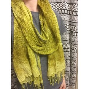 EILENE FISHER hazy linen - wool scarf, peridot 💚