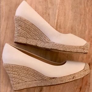 Canvas espadrille wedges in size 8.5