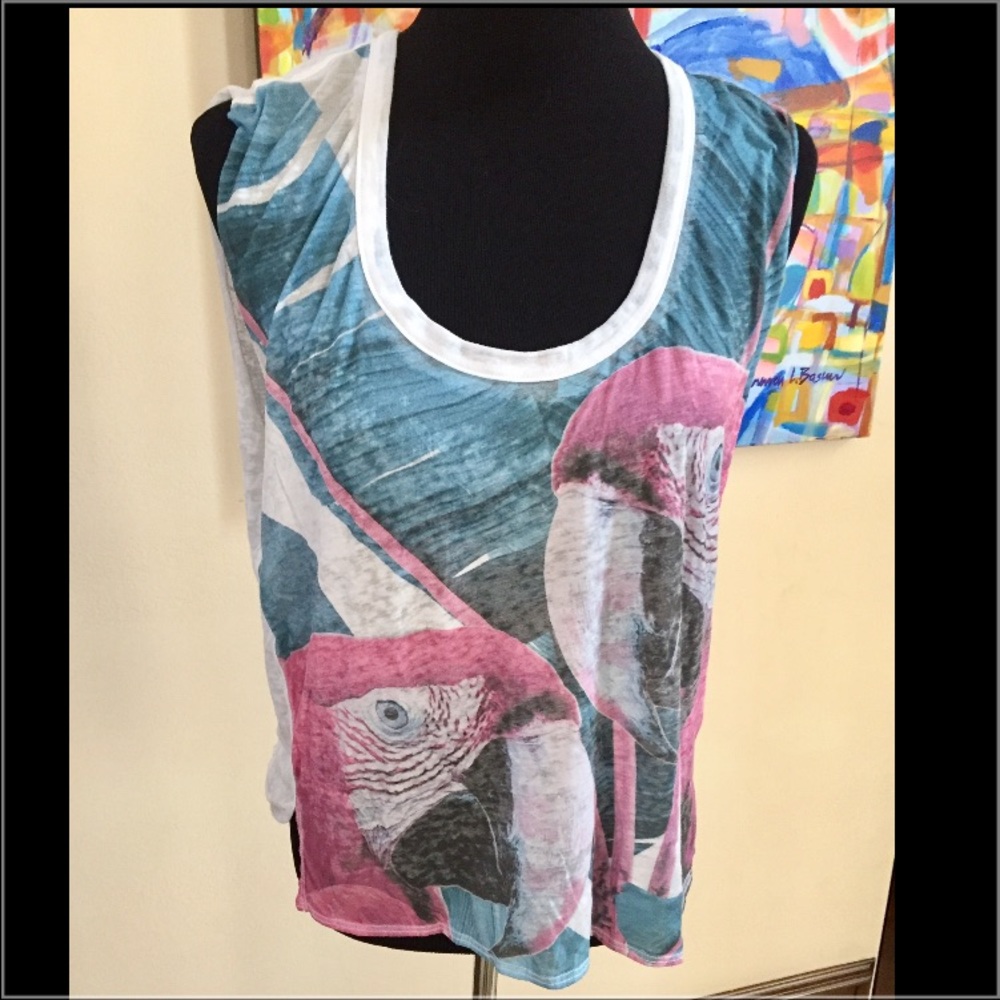 Scoop next burnout fabric parrot T