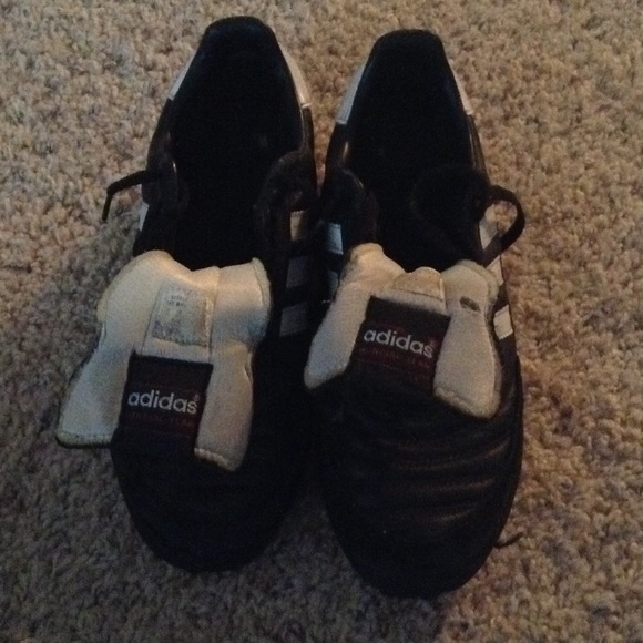 copa mundial turf shoes