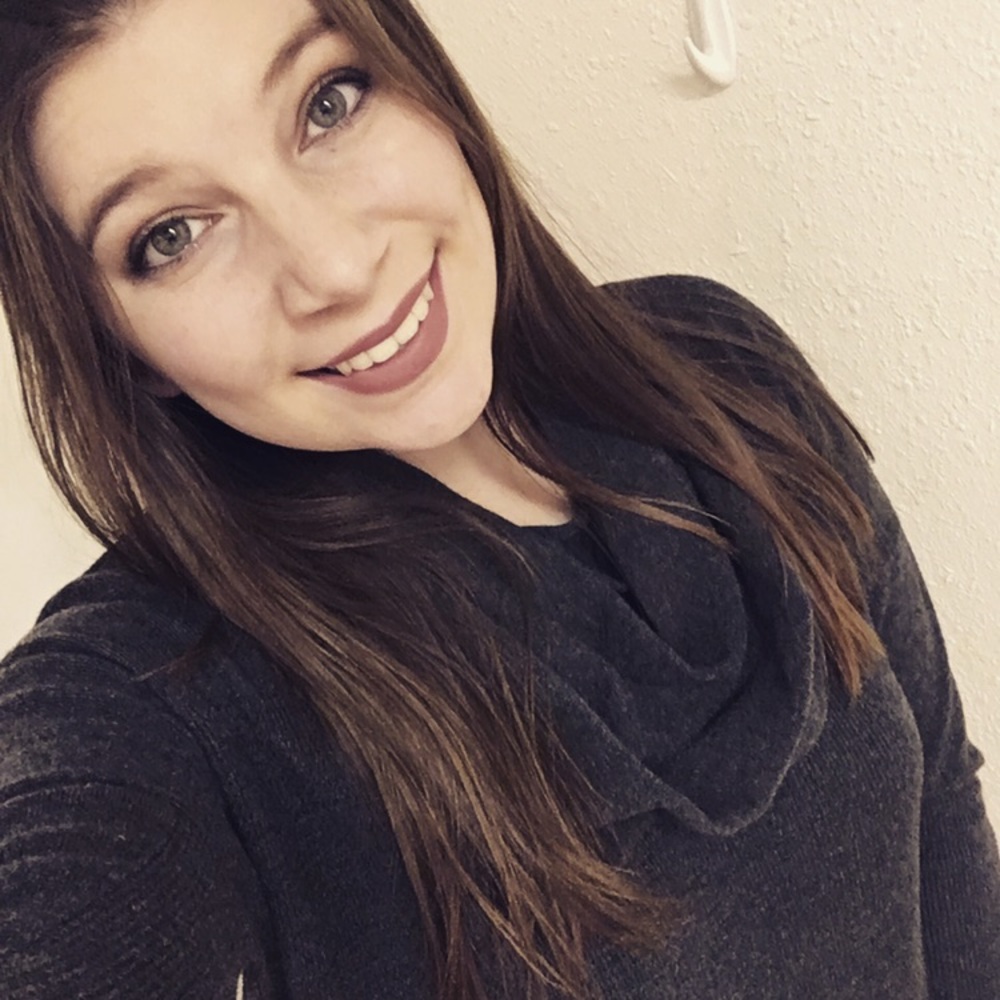 Meet your Posher, Elisha