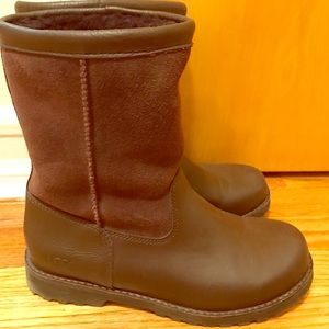 Brown Uggs