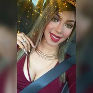 Meet your Posher, Alma