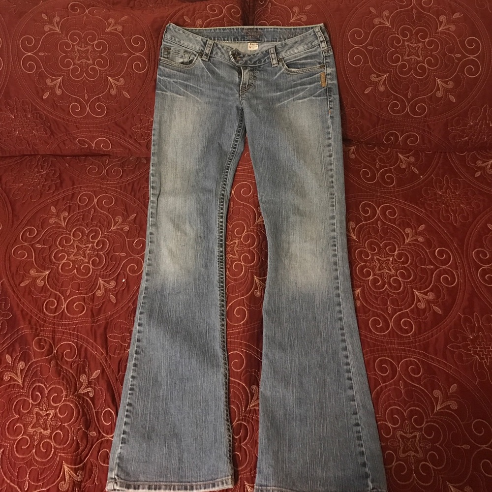 Sz 30W/35L Silver Tuesday jeans