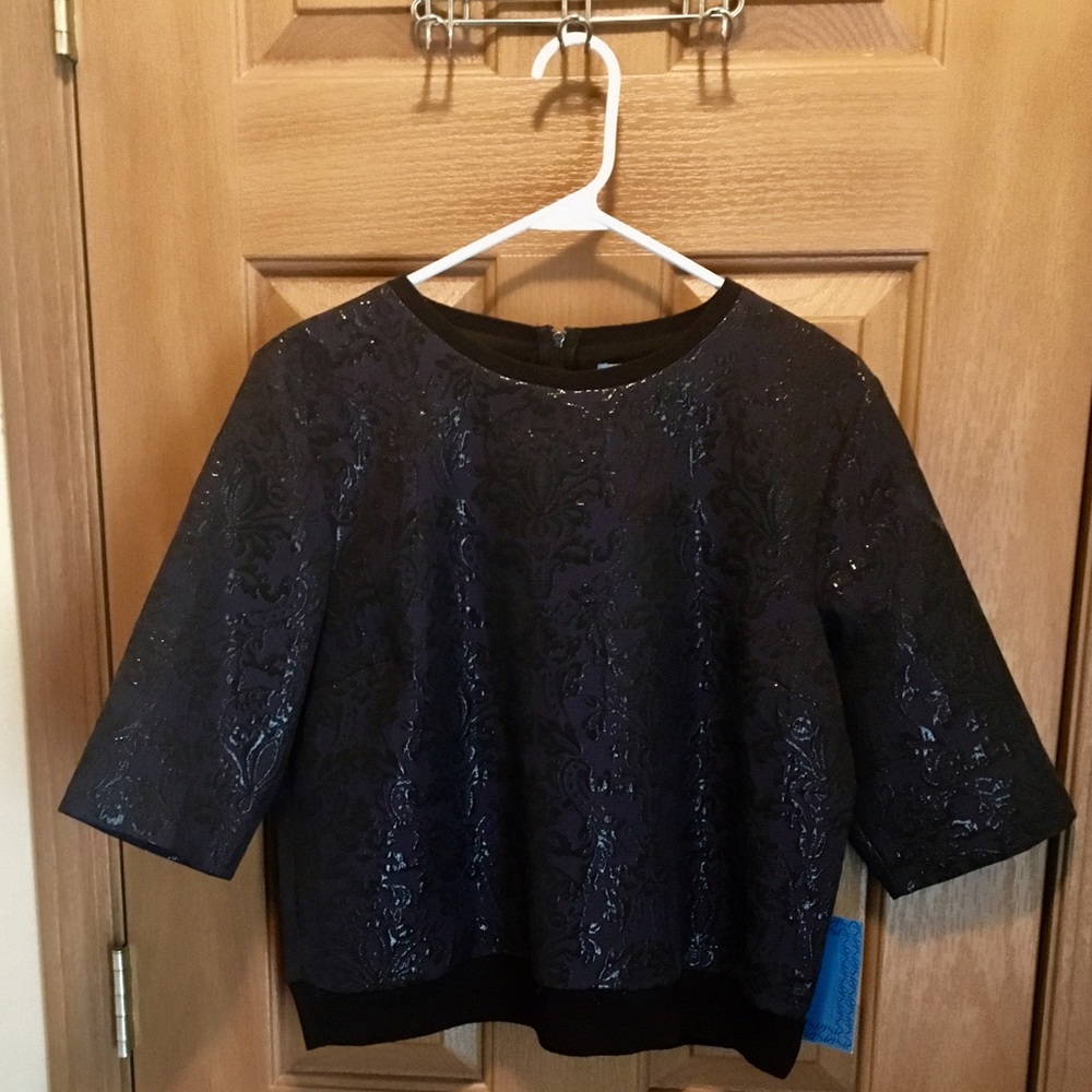 Simply Vera Wang: Winter Garden Crop Top (NWT)