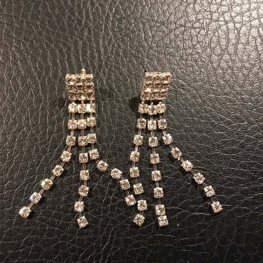 Rhinestone dangle earrings